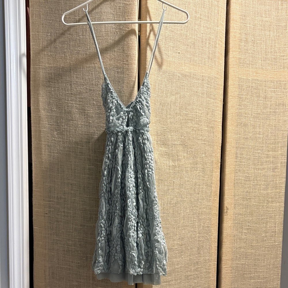 Elegant Gray Textured Women's Dress